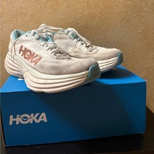 Hokas Bondi Women’s 8